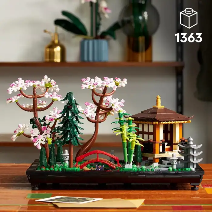 LEGO Icons Huzurlu Bahçe - 10315