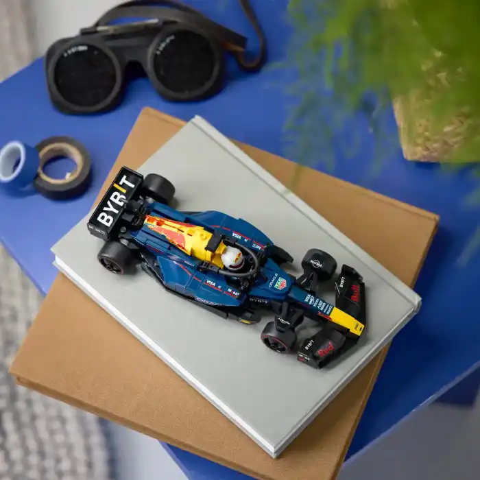 Lego Oracle Red Bull Racing RB20 F1 Yarış Arabası - 77243