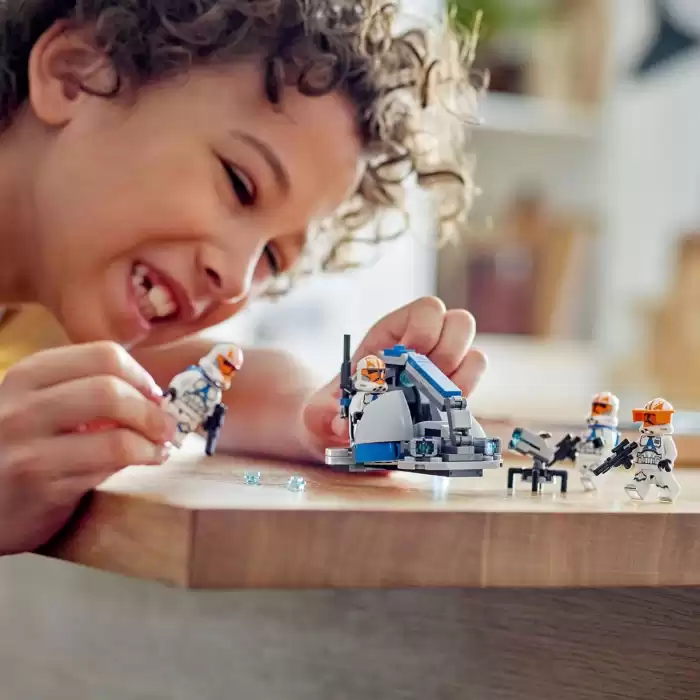 LEGO Star Wars 332. Ahsokanın Klon Trooper’ı Savaş Paketi ,75359