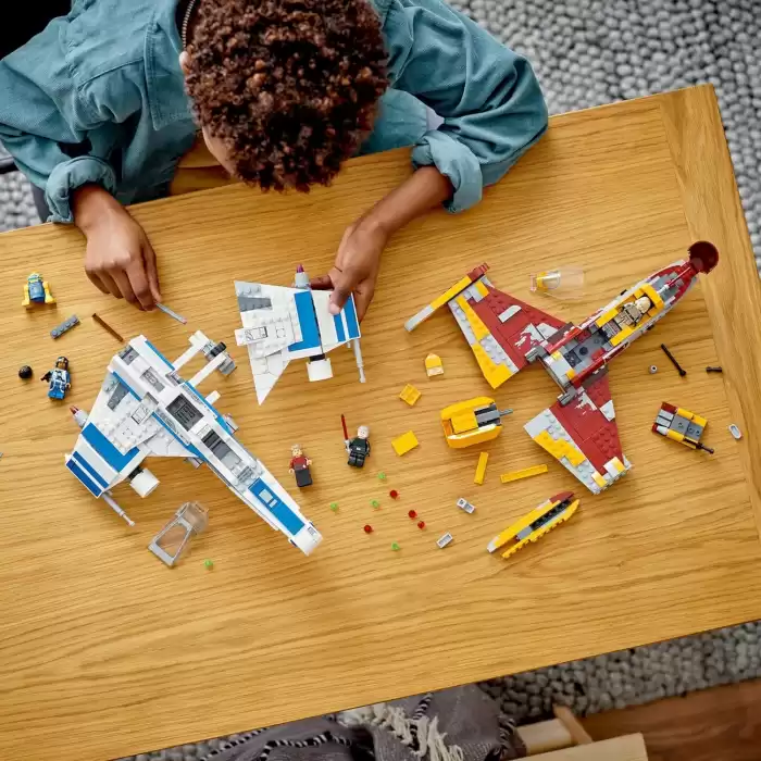 LEGO Star Wars: Ahsoka Yeni Republic E-Wing Shin Hati’nin Starfighter’ına Karşı, 75364