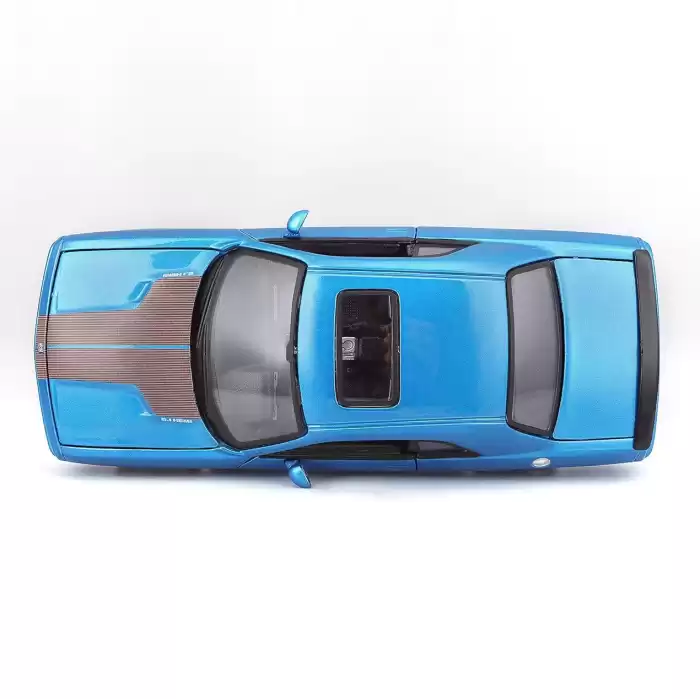 Maisto 1:24 2008 Dodge Challenger SRT8- 31280