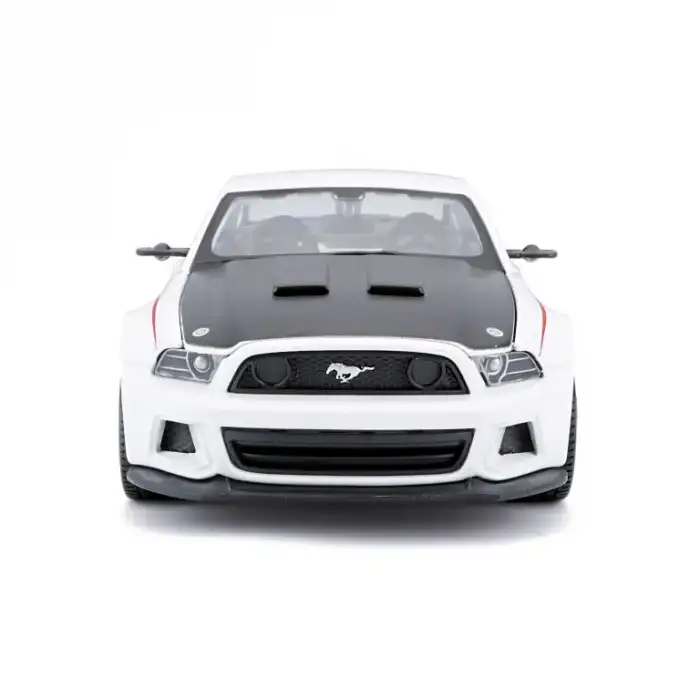 Maisto 1:24 2014 Ford Mustang Street Racer Beyaz Metal Model Araba - 31506