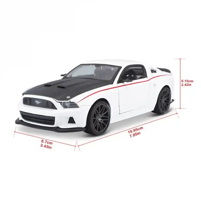 Maisto 1:24 2014 Ford Mustang Street Racer Beyaz Metal Model Araba - 31506