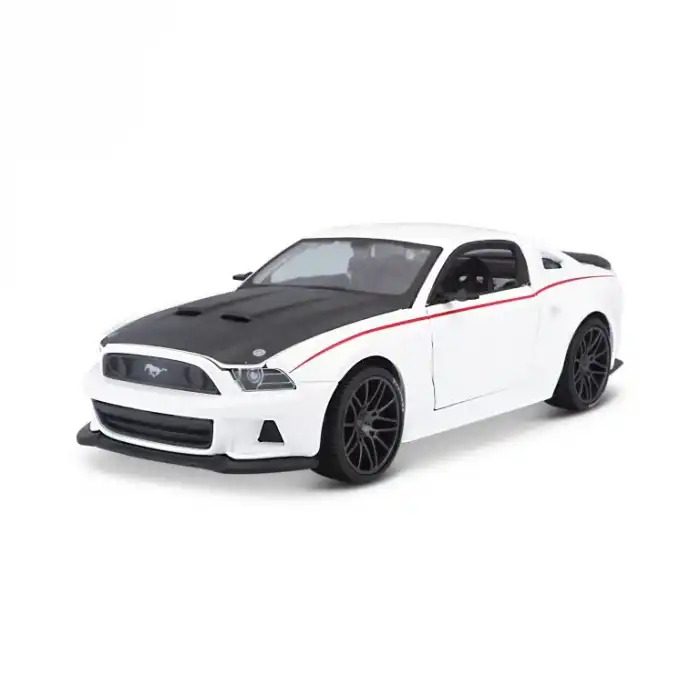 Maisto 1:24 2014 Ford Mustang Street Racer Beyaz Metal Model Araba - 31506