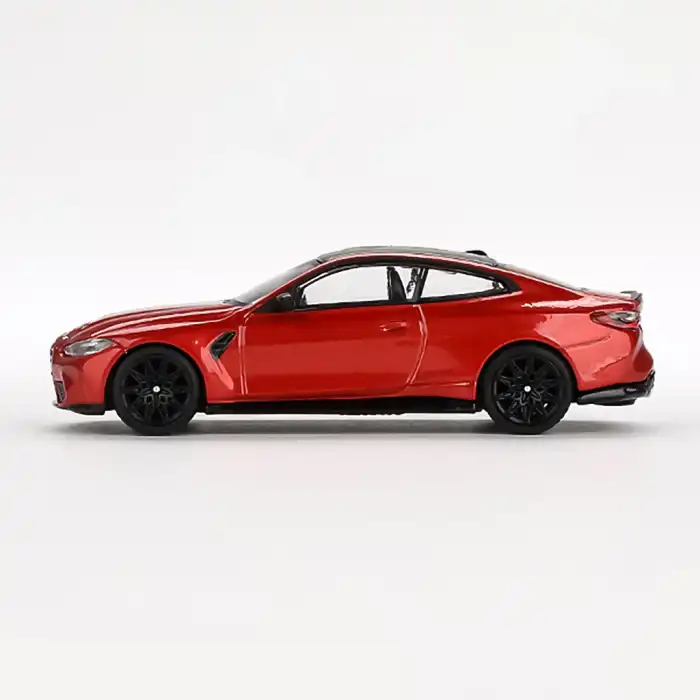 MINI GT: 1/64 BMW M4 Competition (G82) Sakhir Orange - MGT00811