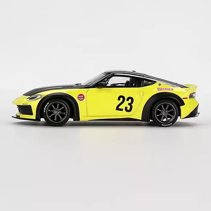 [Ön Satış ] Mini GT 1/64 Nissan Z LB NATION WORKS Ikazuchi Yellow - MGT00826