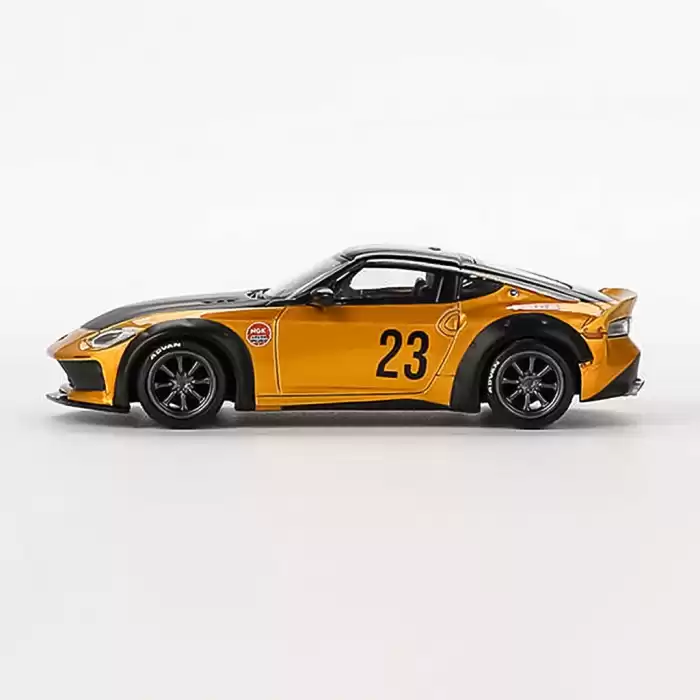 Mini GT 1/64 Nissan Z LB NATION WORKS LB Gold MGT00782
