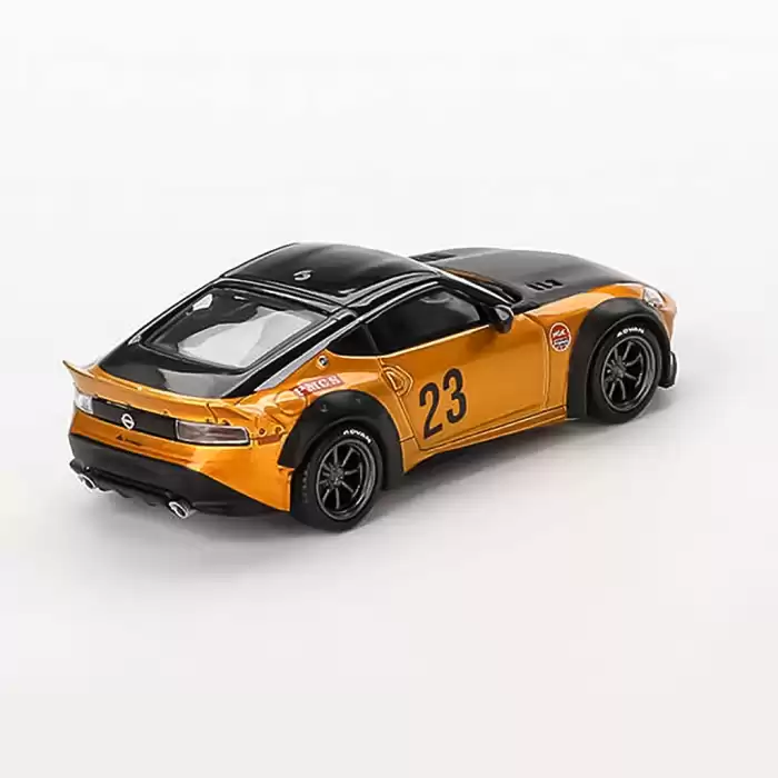 Mini GT 1/64 Nissan Z LB NATION WORKS LB Gold MGT00782