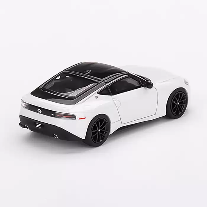 MINI GT: 1/64 Nissan Z Performance 2023 Everest White MGT00599