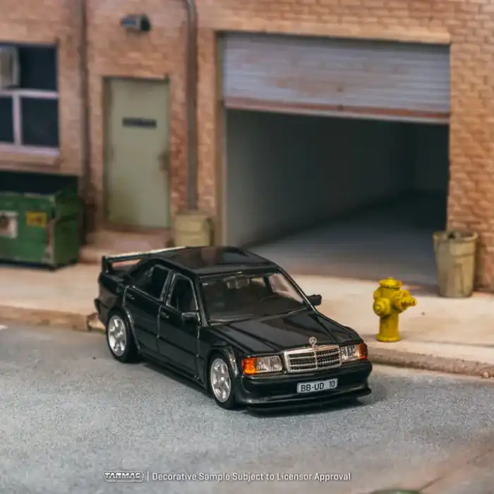 Tarmac Works 1/64 Mercedes-Benz 190 E 2.5-16 EVO 1 Blue-Black Metallic - GLOBAL64