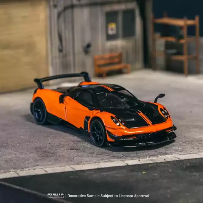 Tarmac Works 1/64 Pagani Huayra BC Arancio Saint Tropez - GLOBAL64 T64G-TL014-OR