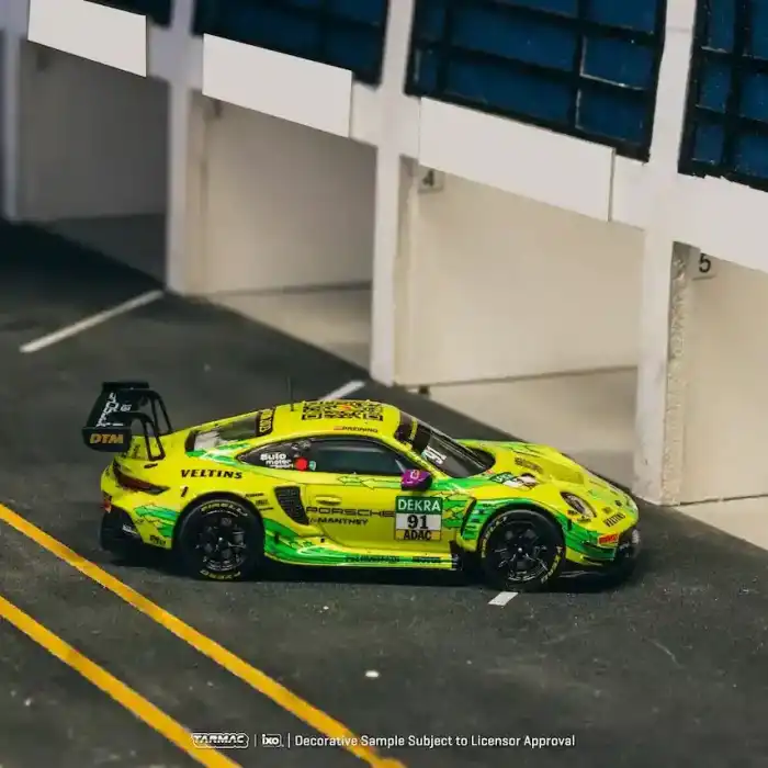 Tarmac Works 1/64 Porsche 911 GT3 R DTM Champion 2023 - HOBBY64
