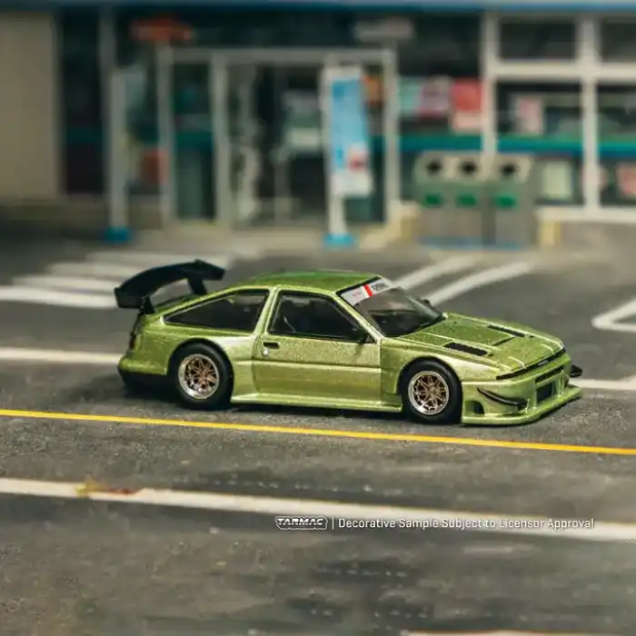 Tarmac Works 1/64 Toyota Sprinter Trueno AE86 Widebody Green - Designed by Jon Sibal - GLOBAL64