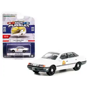 Greenlight 1990 Ford Taurus - Hot Pursuit Series 41