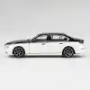 (ÖN SATIŞ) Mini GT 1/64 BMW i7 xDrive60 Alpine White / Black Sapphire MGT00959