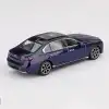 MINI GT 1/64 BMW i7 xDrive60 Tanzanite Blue Metallic - MGT01111