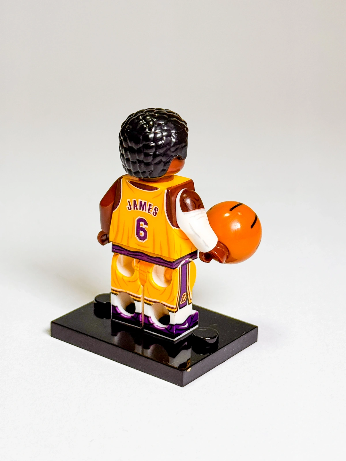 Los Angeles Lakers - LeBron James