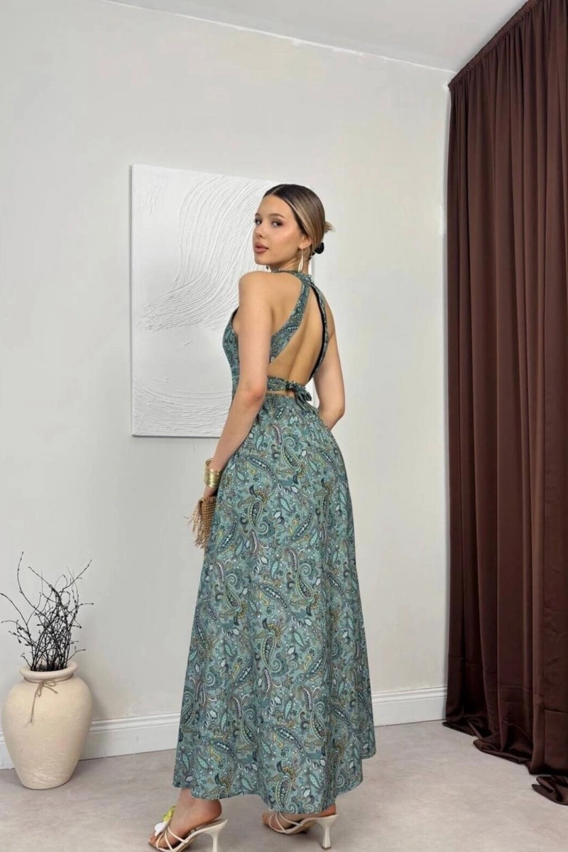 HALTER YAKA SIRT DEKOLTE YEŞİL MAXİ ELBİSE