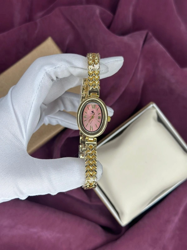 OVAL KASA PEMBE KADRAN KADIN KOL SAATİ
