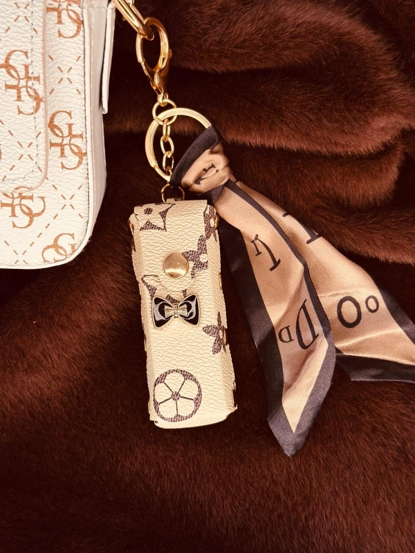 MİNİ ÇANTA RUJLUK CHARM