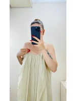 BÜZGÜLÜ ASKILI EKRU MAXİ BOY ELBİSE