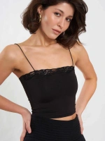 DANTEL DETAYLI ASKILI CROP ATLET