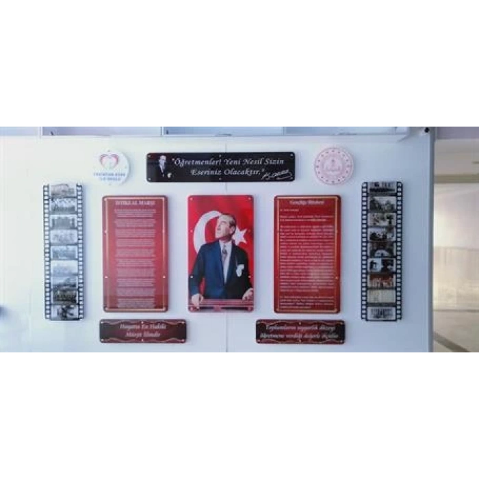 Atatürk Köşesi ATA 01