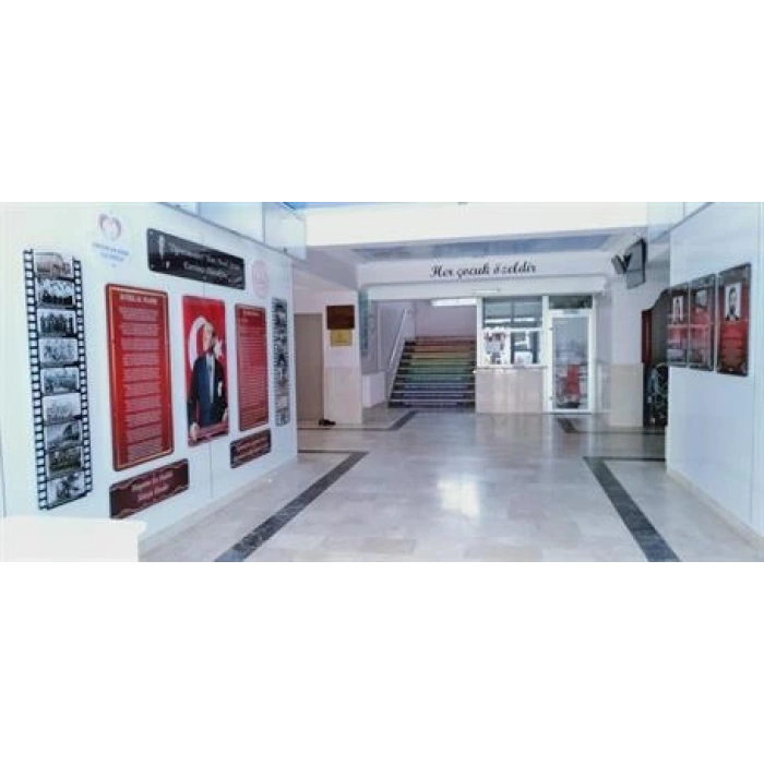 Atatürk Köşesi ATA 01