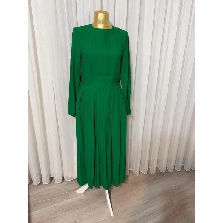 Çim Yeşili Elbise