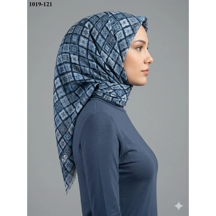 Huzurlu İpek Desenli Flamlı Pamuk Eşarp 1019-121