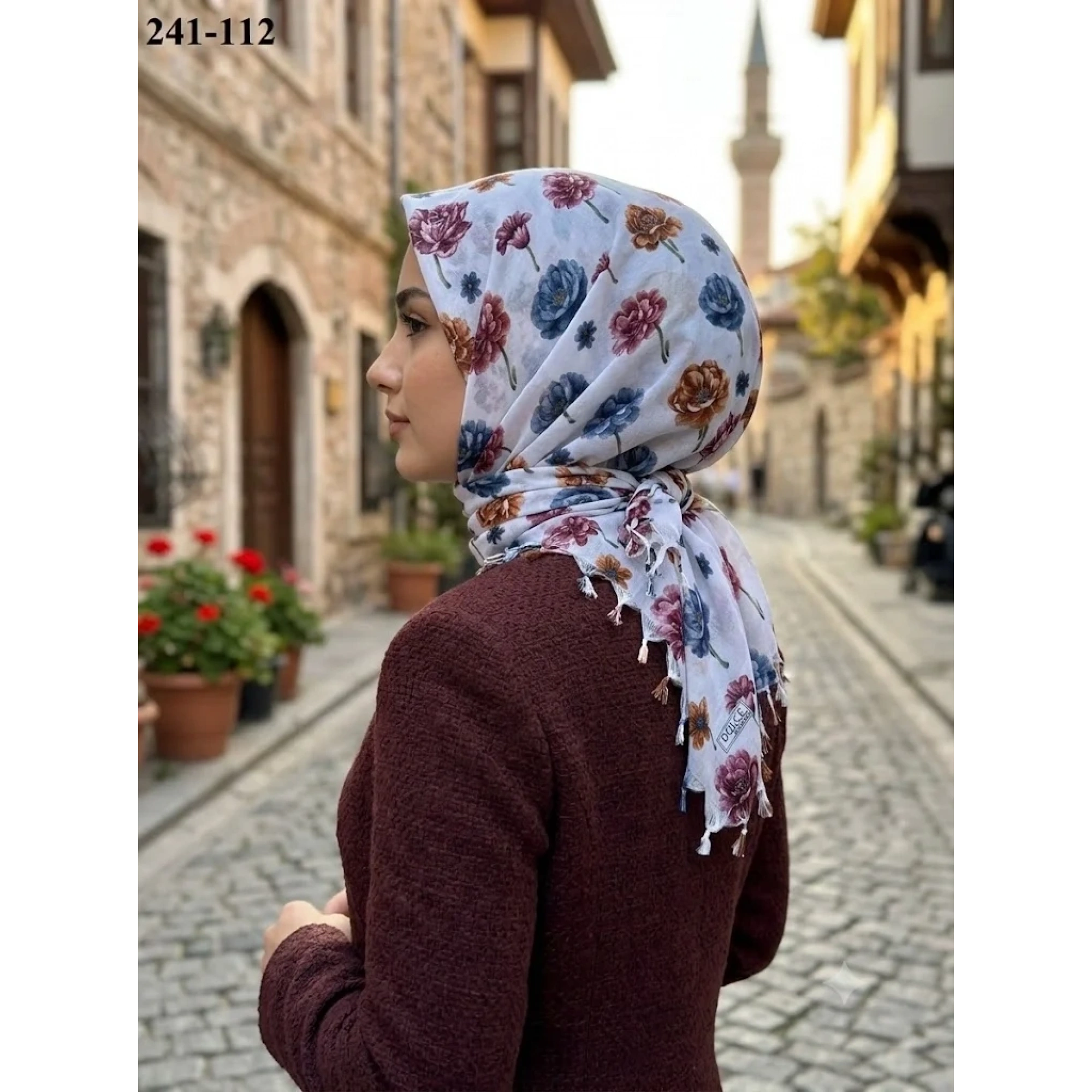 Dolce Life Desenli Sökme Boncuklu Eşarp 241-112
