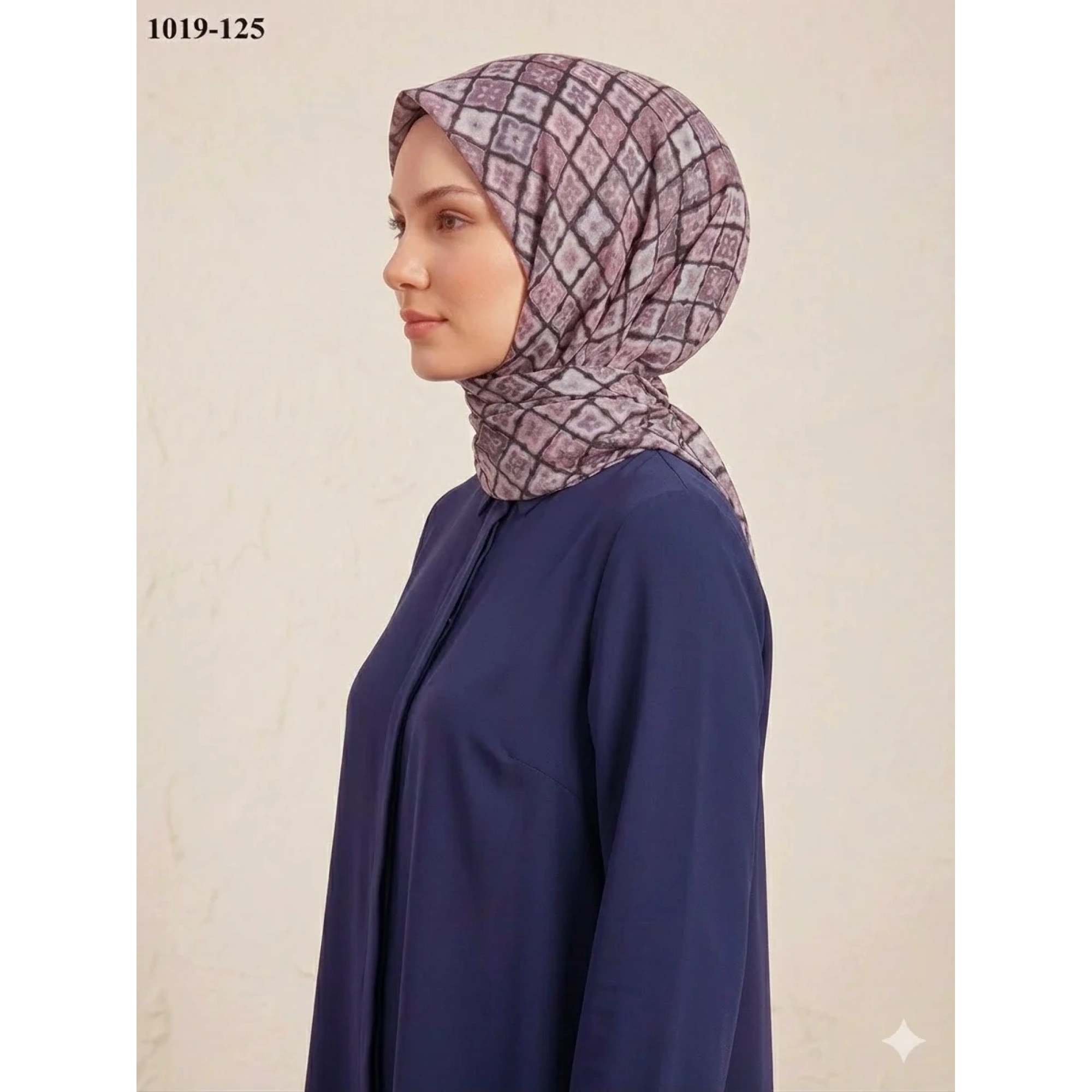 Huzurlu İpek Desenli Flamlı Pamuk Eşarp 1019-125