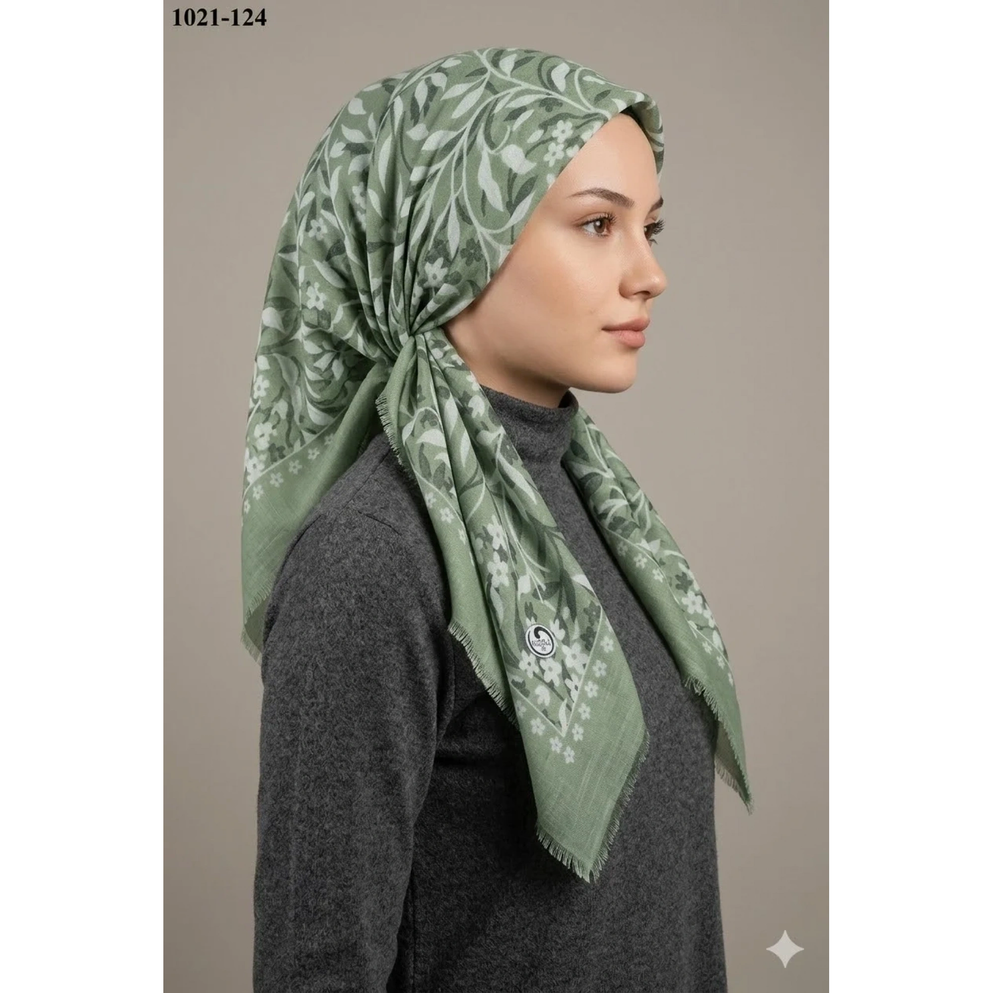 Huzurlu İpek Desenli Flamlı Pamuk Eşarp 1021-124
