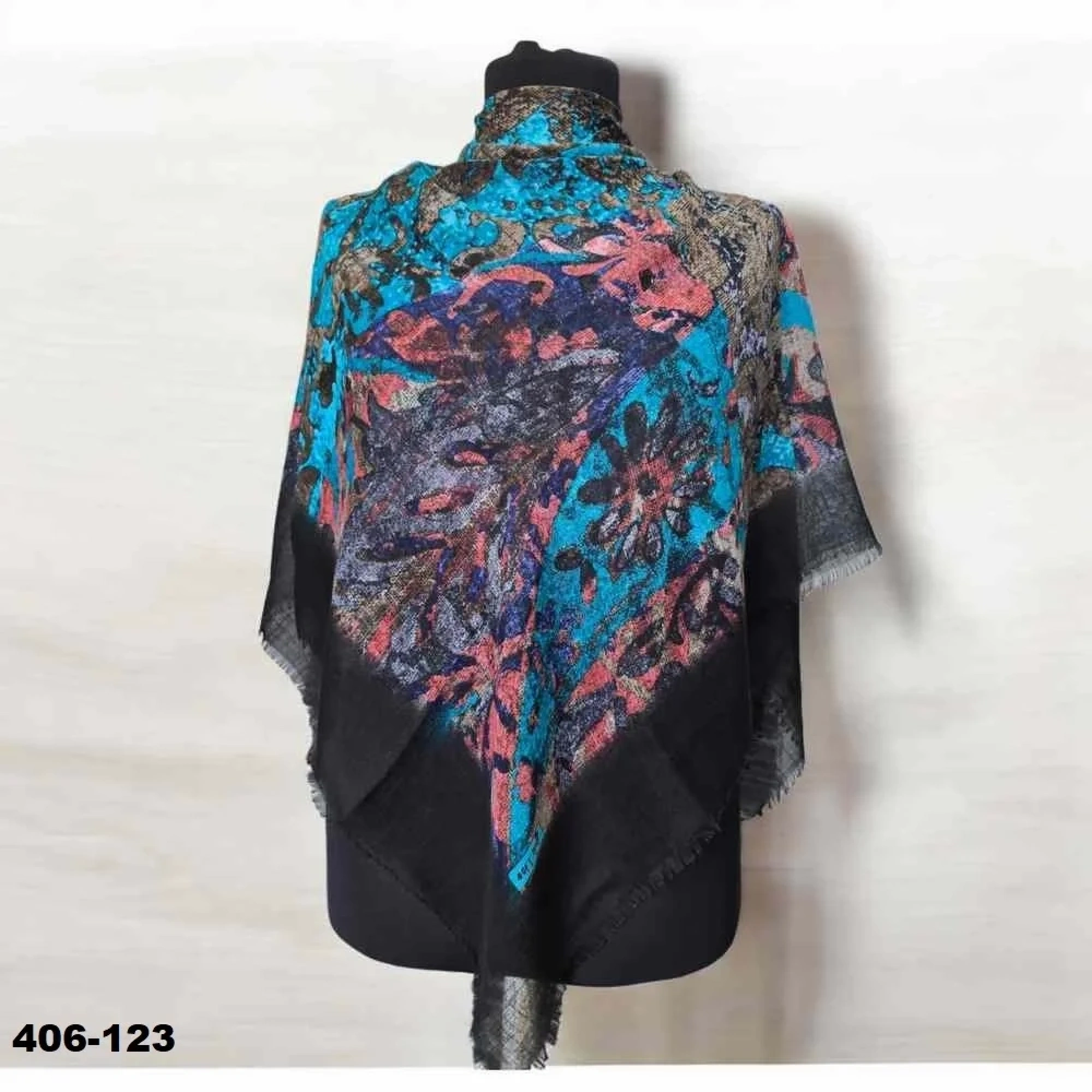Soft İpek Desenli Flamlı Kotton Eşarp 406-123