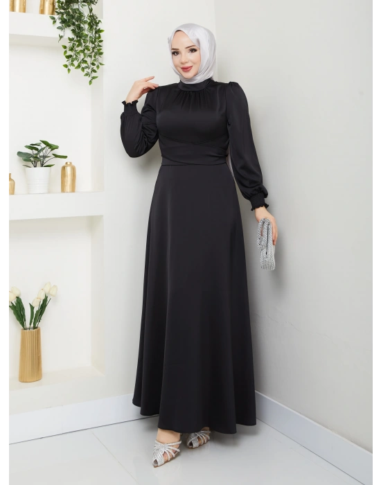 Çapraz Bağlama Detaylı Saten Elbise