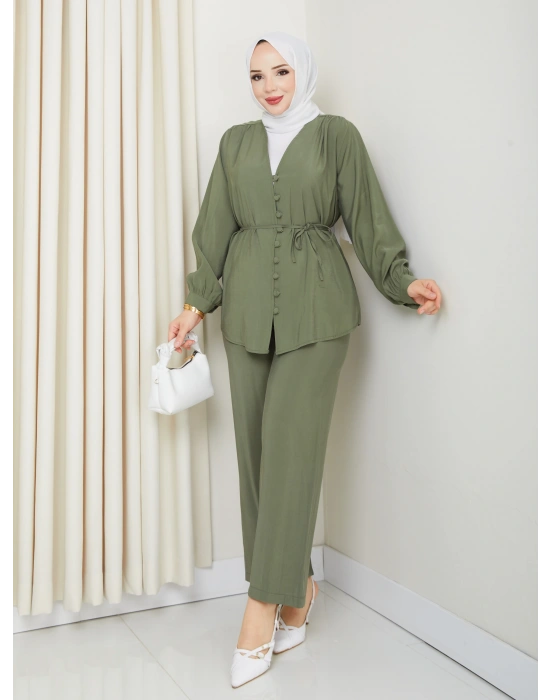 Düğme Detaylı Modal Takım