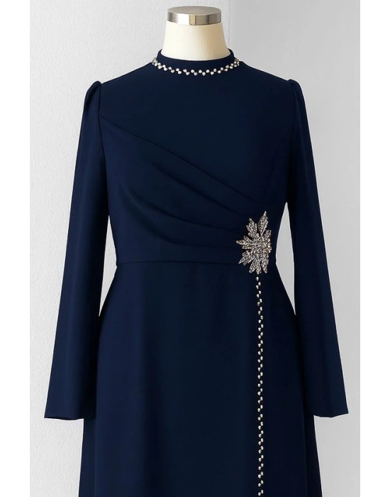 Krep Kumaş Taş Detaylı Abiye