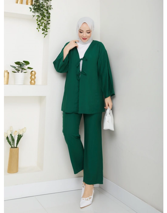 Önü Bağlamalı Çilek Kumaş Pantolonlu Takım