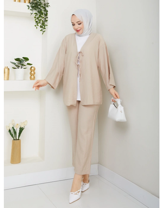 Önü Bağlamalı Çilek Kumaş Pantolonlu Takım