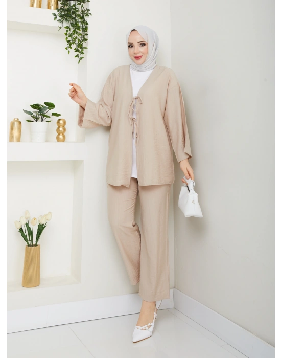 Önü Bağlamalı Çilek Kumaş Pantolonlu Takım