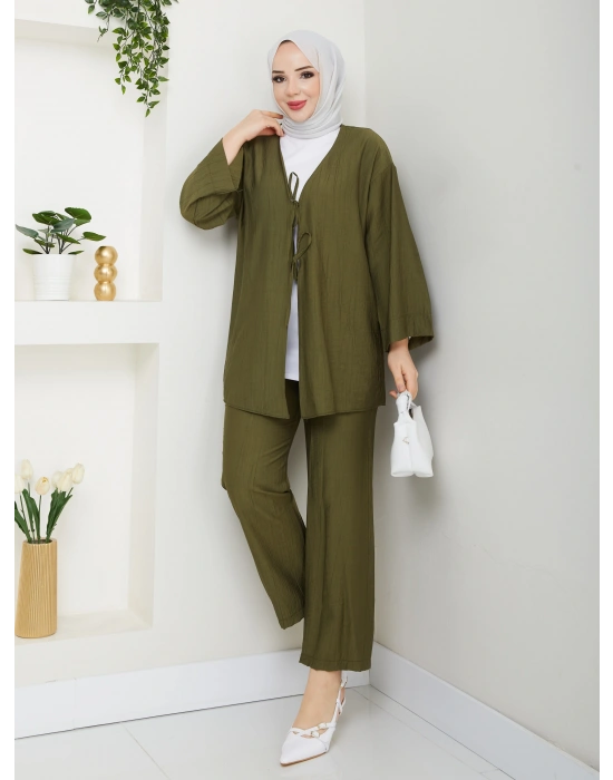 Önü Bağlamalı Çilek Kumaş Pantolonlu Takım