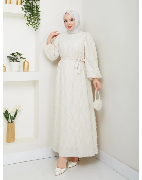 Simli Püskül Detaylı Kuşaklı Elbise