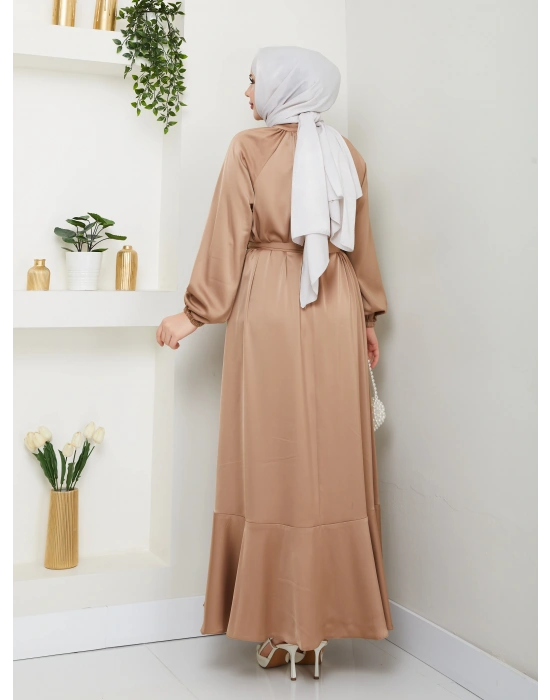 Volan Detaylı Saten Elbise