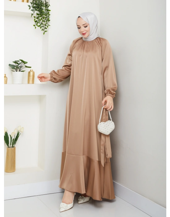 Volan Detaylı Saten Elbise