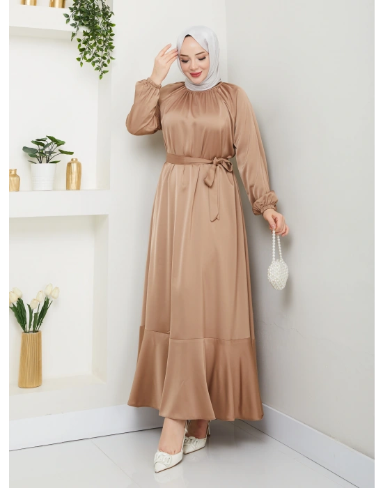 Volan Detaylı Saten Elbise