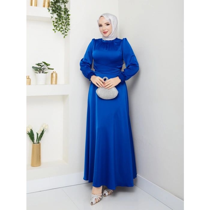 Çapraz Bağlama Detaylı Saten Elbise