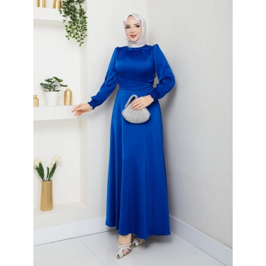 Çapraz Bağlama Detaylı Saten Elbise