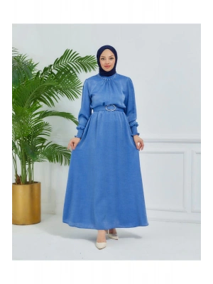 parlak kumaş elbise