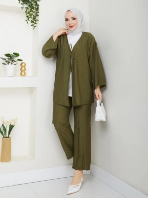 Önü Bağlamalı Çilek Kumaş Pantolonlu Takım