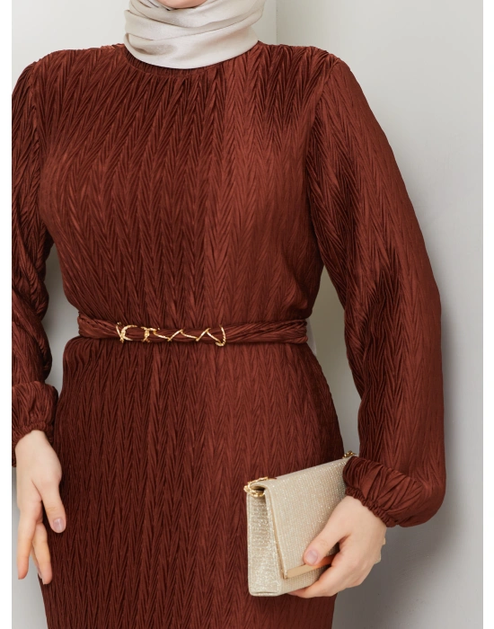 Kendiliğinden Piliseli Elbise